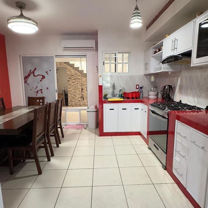 Casa en renta Amueblada Los Olivos Playa del Carmen LCK046